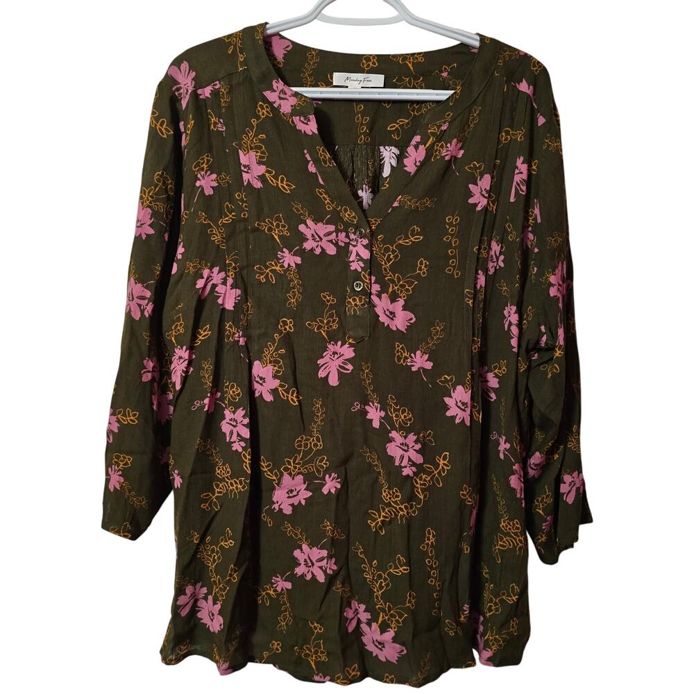 NWOT Stitchfix Monday Fun‎ Green Floral Blouse 1X